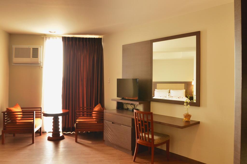 Rivermount Hotel And Resort Sarrat Εξωτερικό φωτογραφία