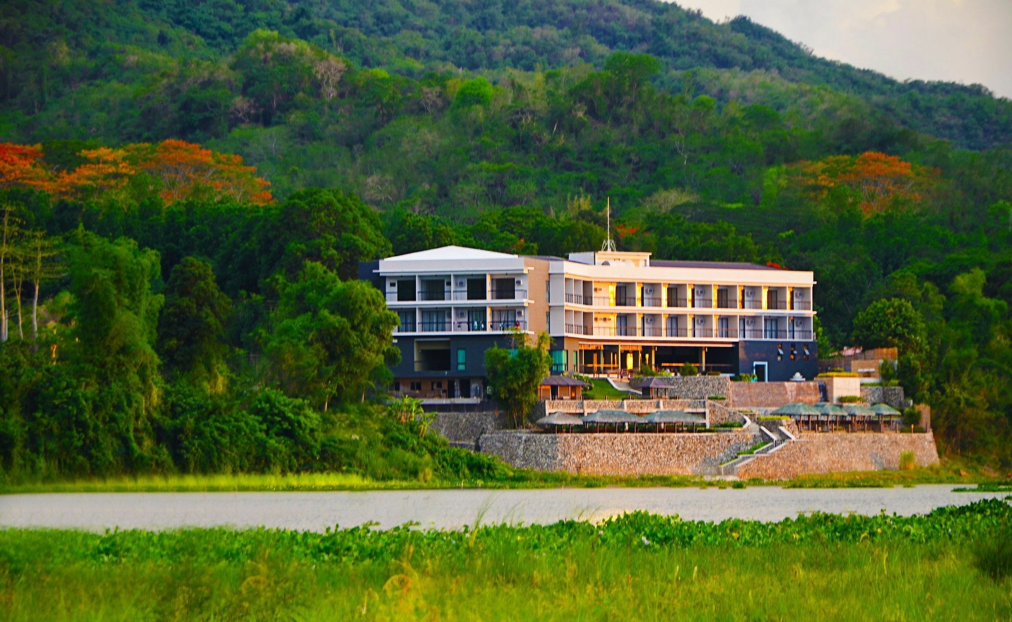 Rivermount Hotel And Resort Sarrat Εξωτερικό φωτογραφία
